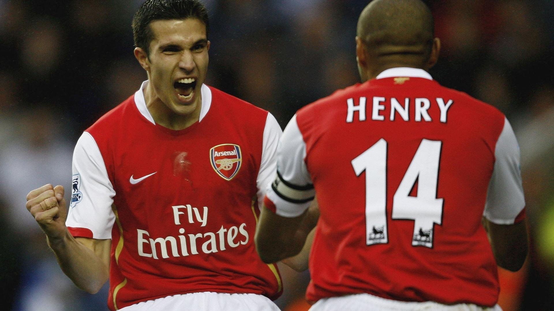 足球场上的激烈角逐，看谁能夺得胜利！，足球场激励视频